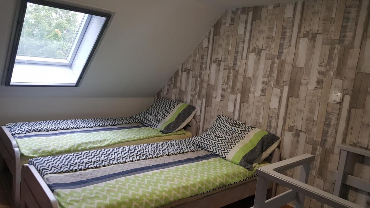 Illaberek Apartmanok Hajdúszoboszló Buitenkant foto